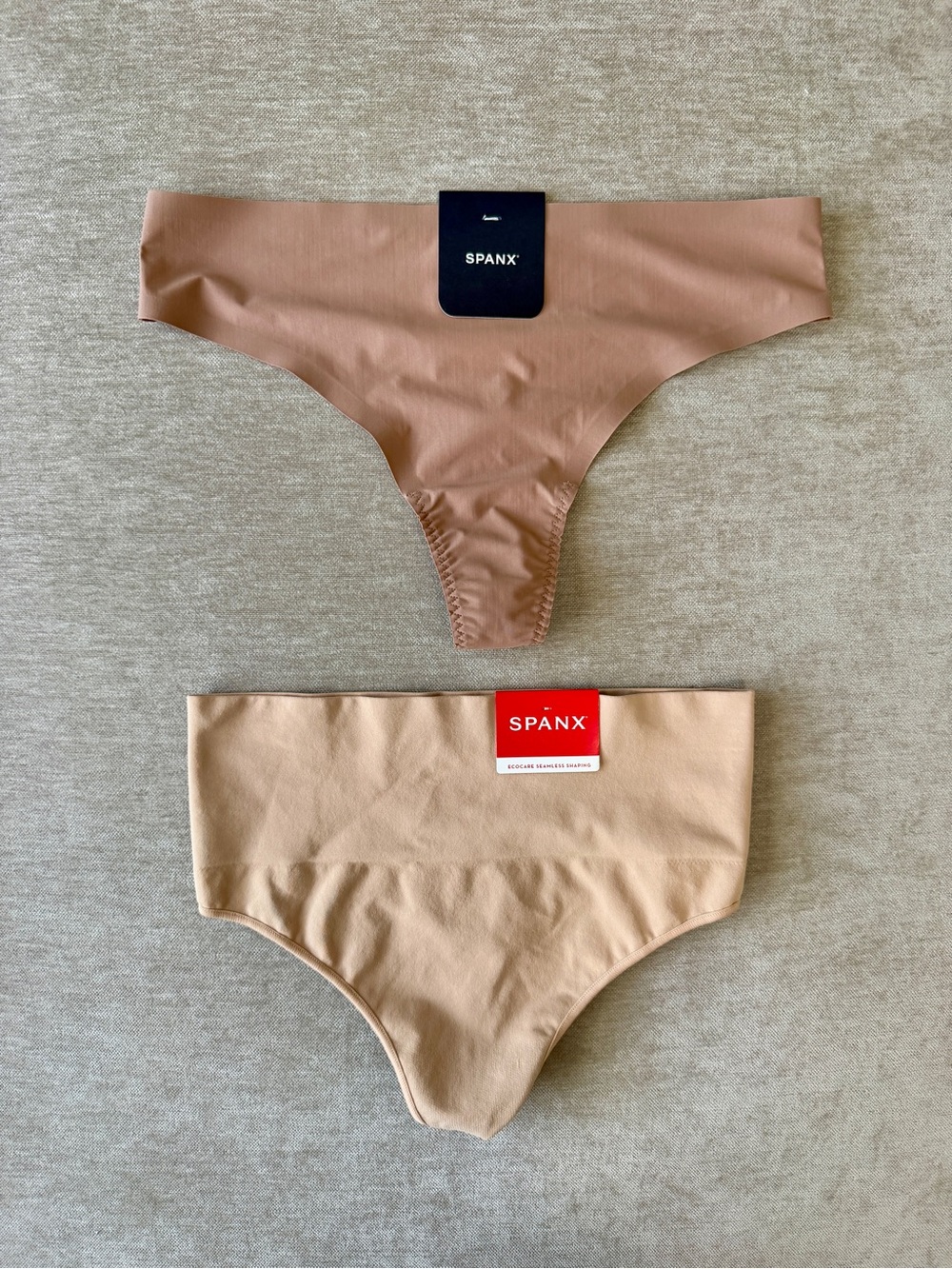 🔥SPANX Two-Tone Seamless Briefs - Cafe au lait & toasted oatmeal